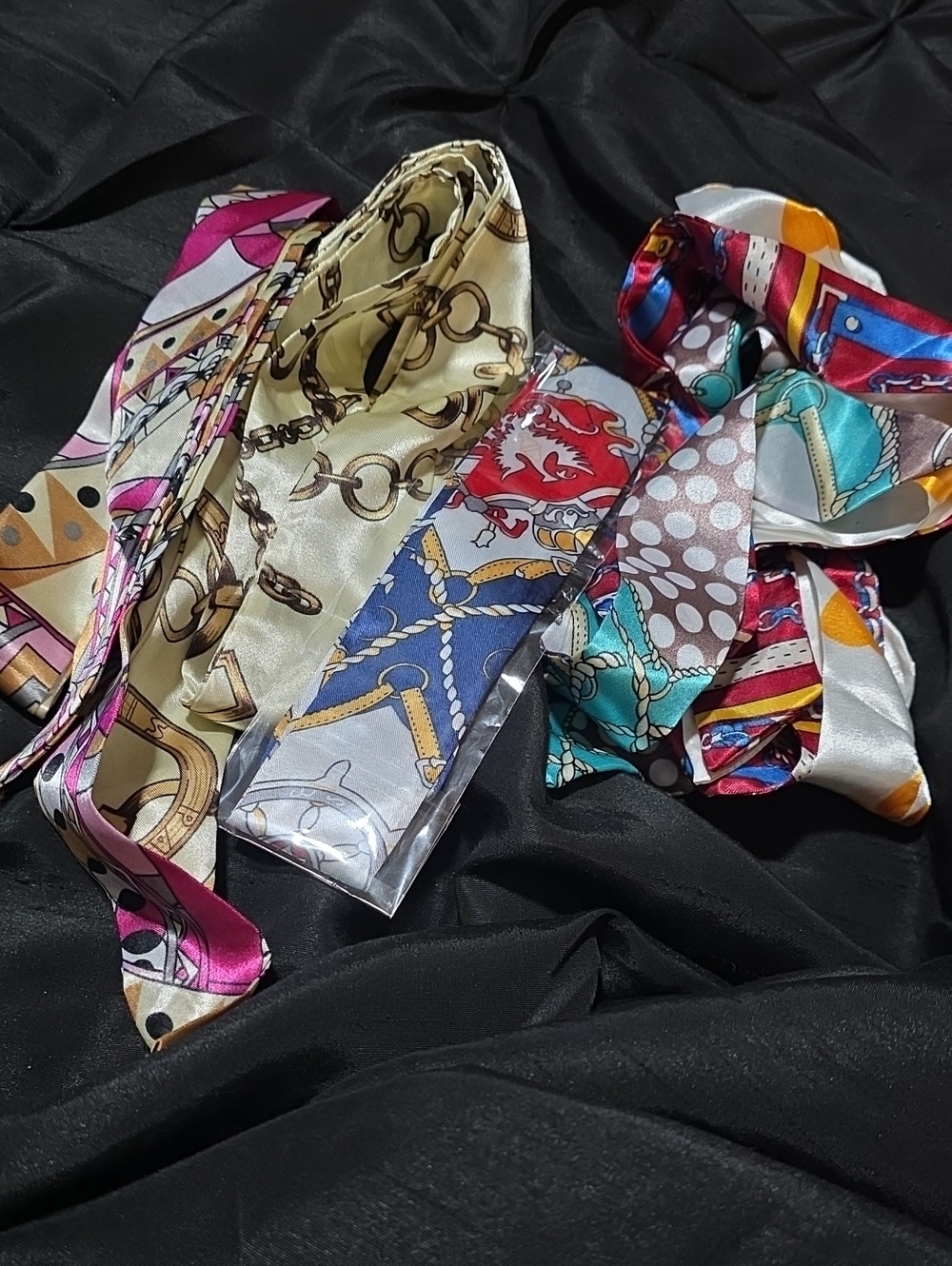 Silk-Feel Twilly Scarf Set in Multicolor - Women Accessories